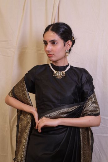 Temple Pearl Choker
